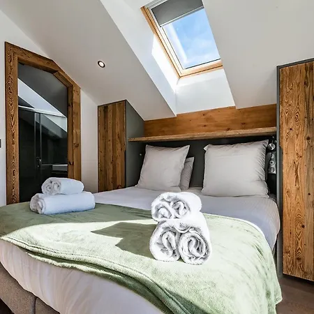 Badi Argentière - By Emerald *