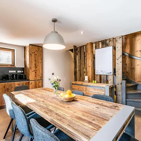 Badi Argentière - By Emerald Chamonix